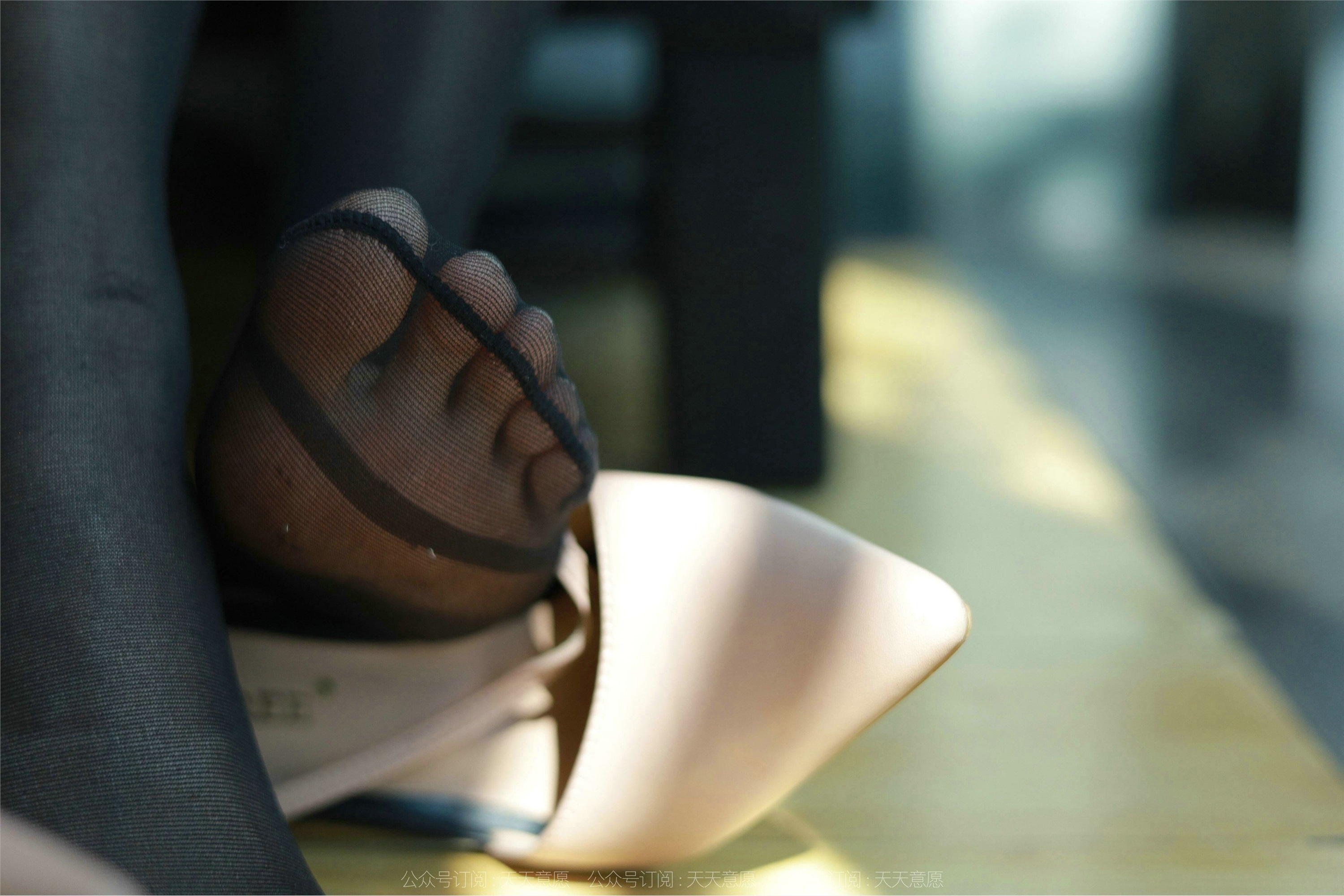 IESS异思趣向  2022.03.02 丝享家1017：婉萍《黑丝咖啡》